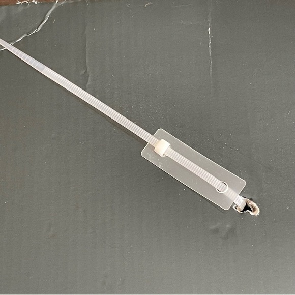 HOMESTRENDS Two Metallic Owls Perched on a branch hanger - Picture 6 of 9